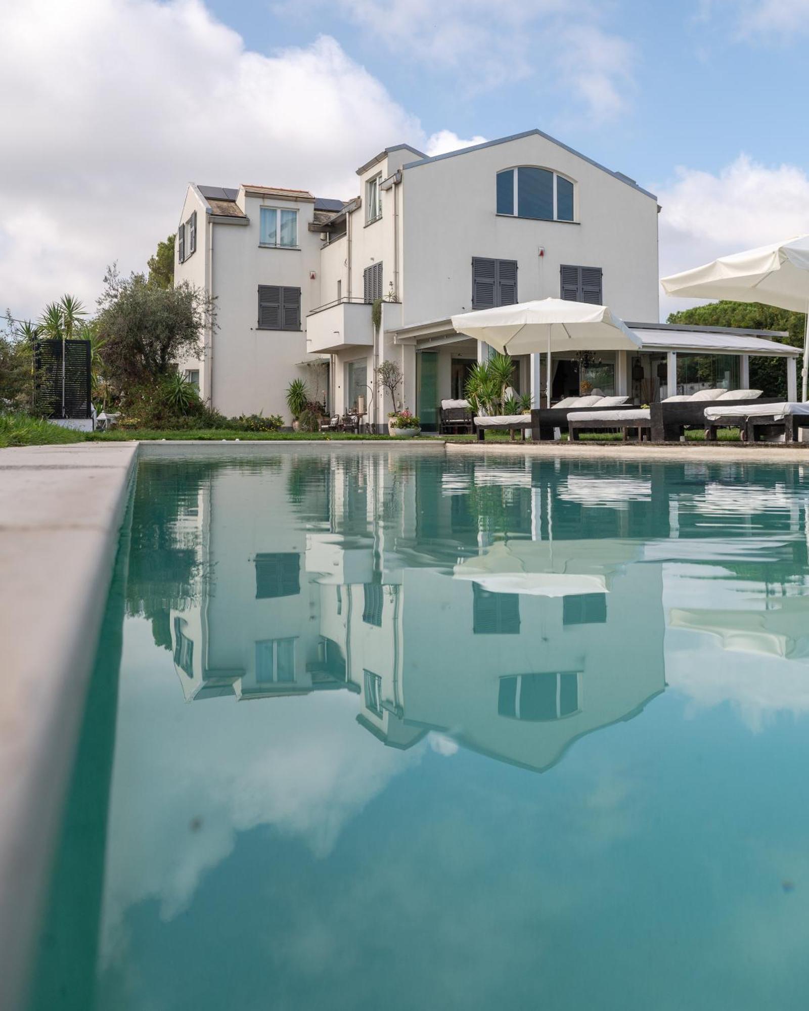 Villa Verney 上阿尔比索拉 外观 照片